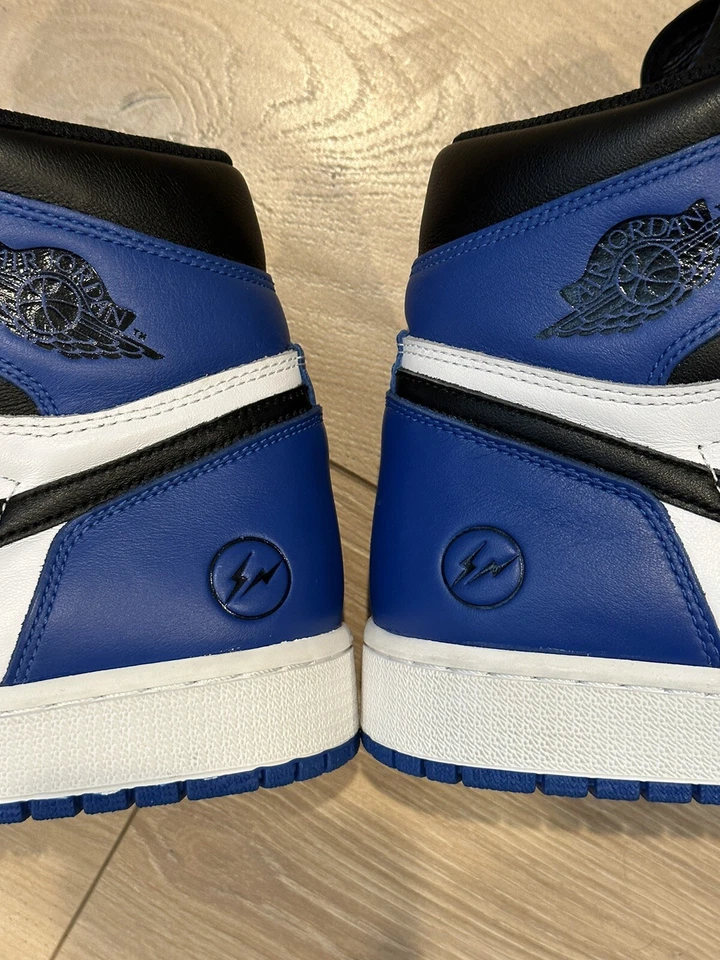 Nike x Fragment FnF (LOGO NEGRO) Jordan I talla 12 DS OG All (Friend & Family) Foto 2 de 4