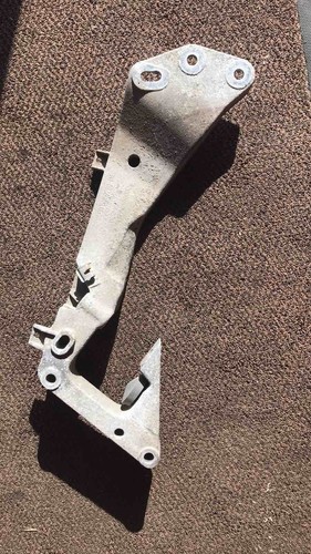 2012 BMW 3 F30, F80 Motor Getriebeträger 6769281