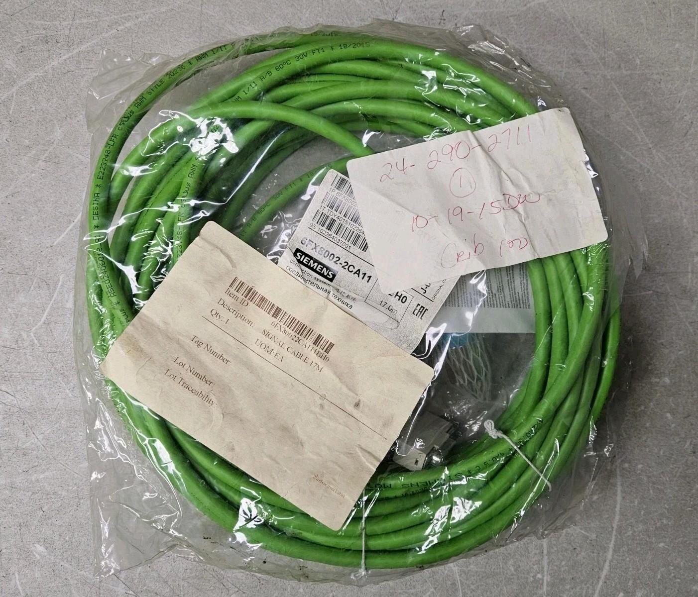 SIEMENS 6FX8002-2CA11 Signal Encoder Cable MOTION-CONNECT 800PLUS 17m Slovakia