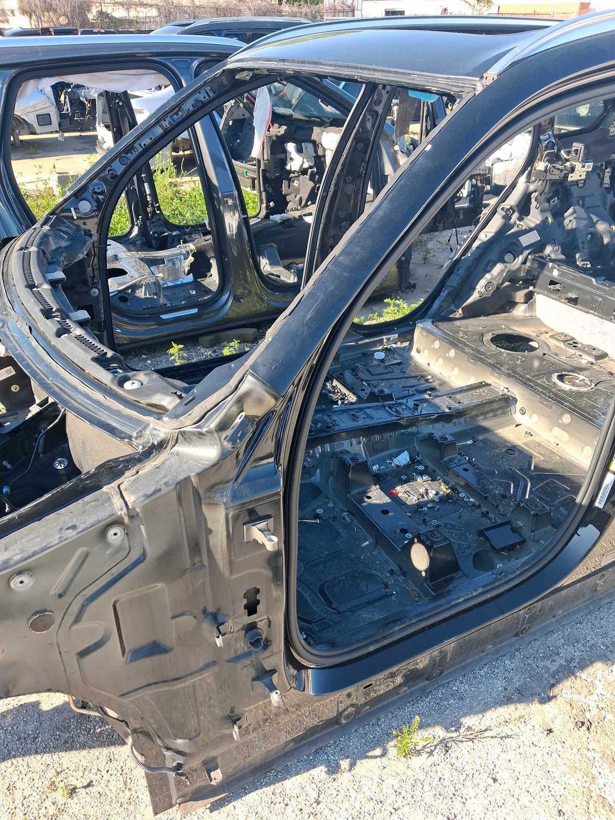 2019-2024 BMW X5 Left A Pillar Body BLACK SAPPHIRE METALLIC 475 OEM 41007955059