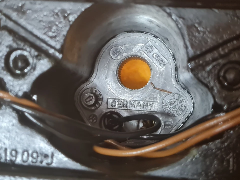 VW Golf 1    4-Speichen-Lenkrad VW Golf   2 VW Scirocco  2   171419091J - Bild 4 von 4