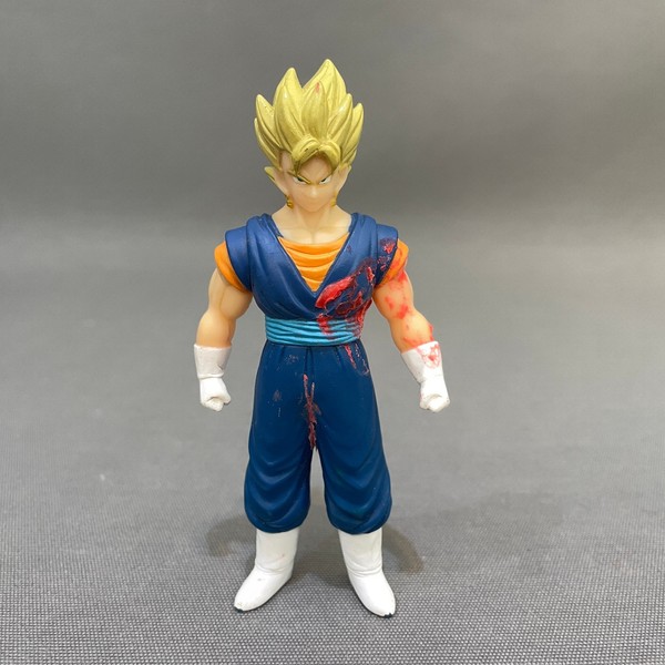 DRAGON BALL Z | Vegeta Super Saiyan | BANDAI 2008 4" | Semi-articulated | Sofubi