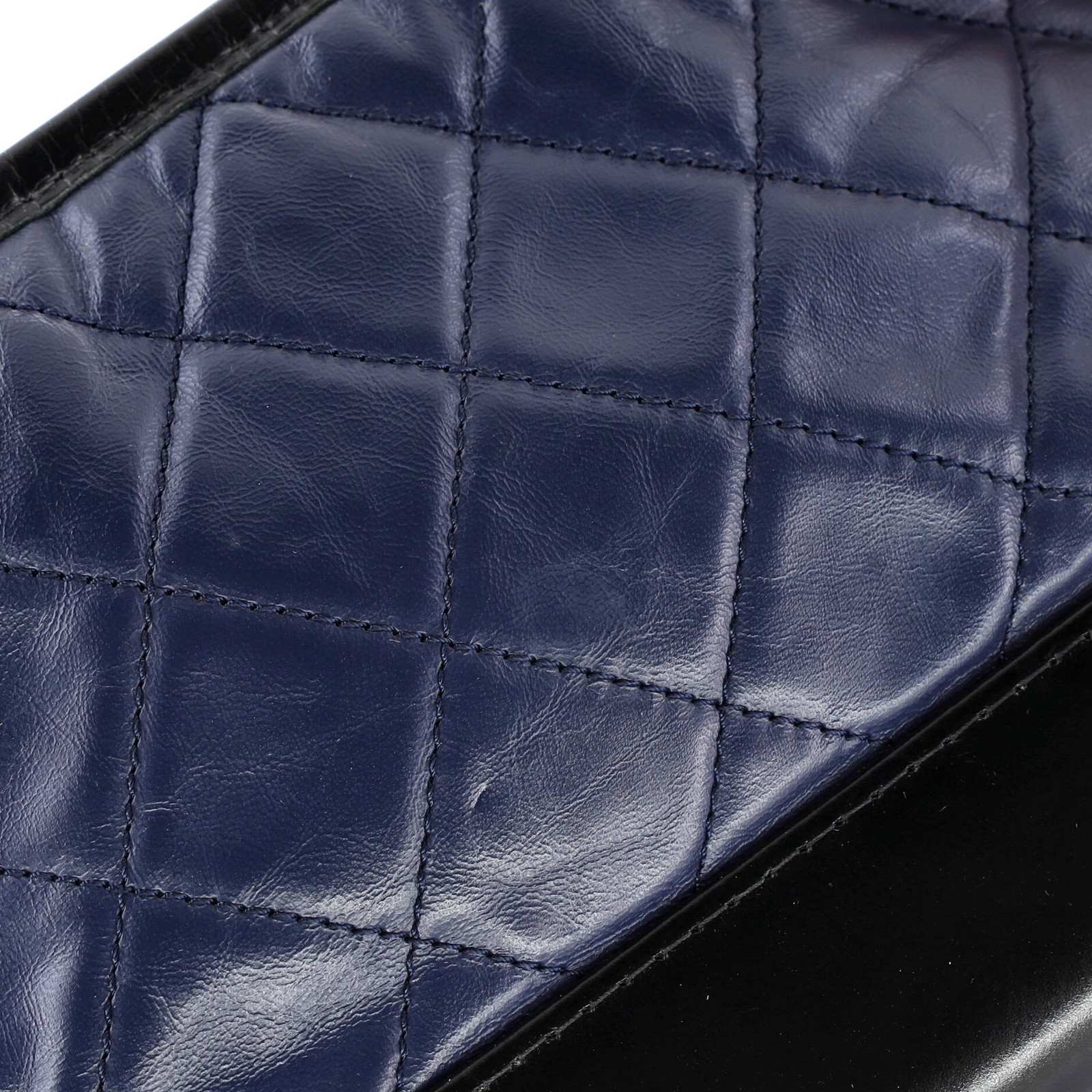 Chanel Gabrielle Hobo Quilted Aged Calfskin Small - image 7