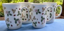 Set of FOUR Wedgwood Wild Strawberry Mugs England Mint!