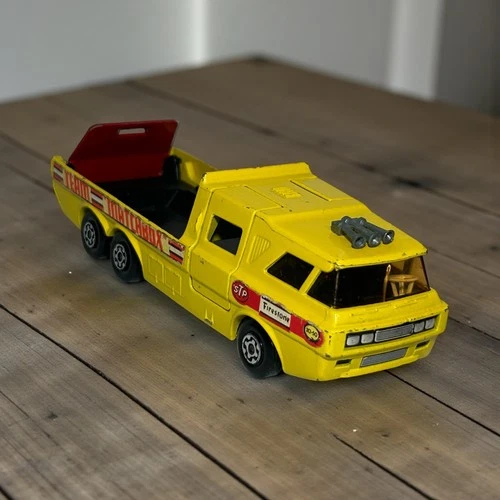Matchbox Super Kings K-7 RACING CAR TRANSPORTER Vintage 1972 LESNEY England