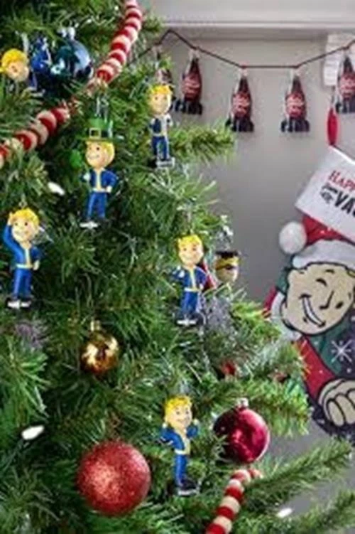 Fallout 76 SPECIAL Vault Boy Ornaments Set of 7 - Image 2 of 4