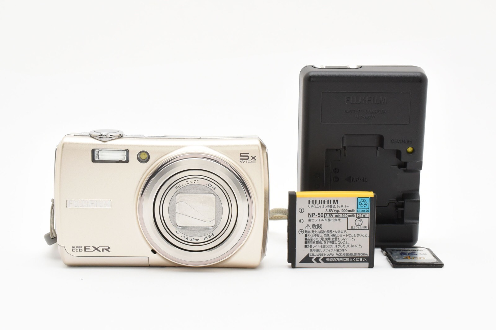 Fujifilm FinePix F200EXR 12MP Digital Camera Silver EXC++ Condition Imported from Japan E2486