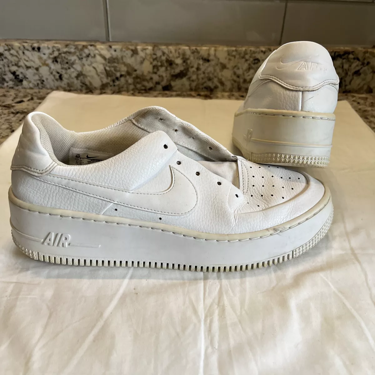 Nike air force 1 sales sage low size 8.5