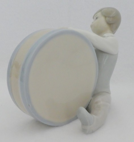 LLADRO BOY PLAYING DRUM GLAZED PORCELAIN FIGURINE # 4616 RETIRED 1979 MINT - Picture 4 of 6