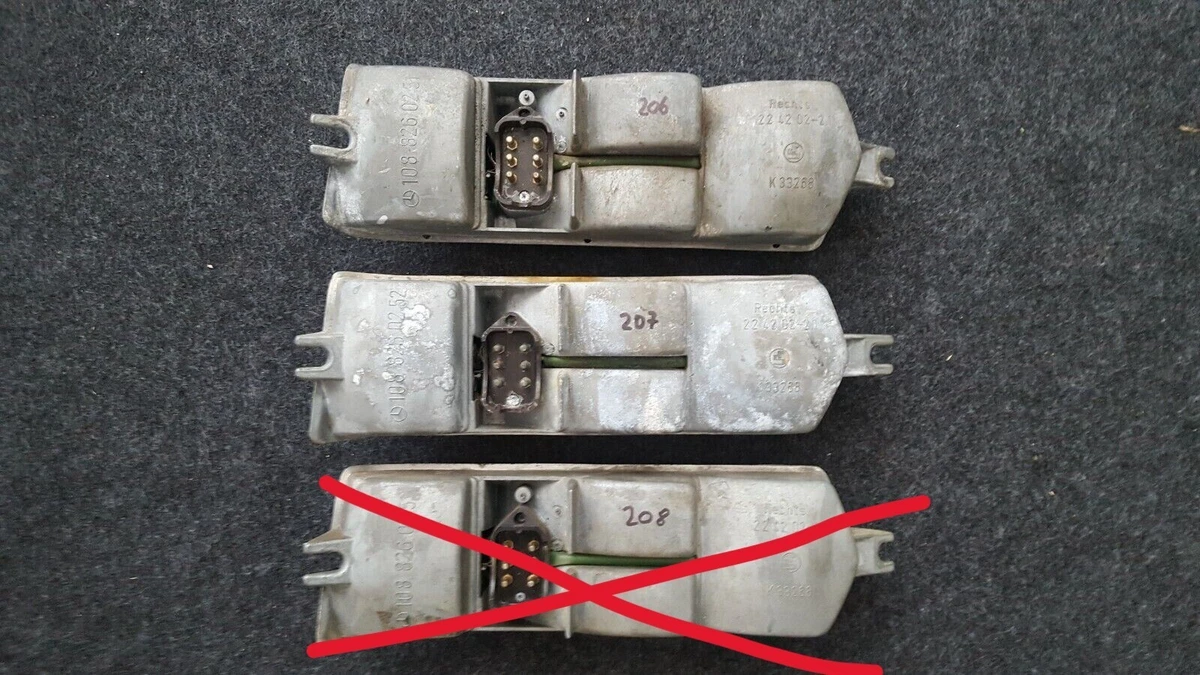 Metall Oldtimer Mercedes W108 Rückleuchte Lampenträger 1088260251  