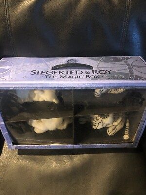 1999 Siegfried & Roy  the magic box 4 pets in the box White Siberian Tiger + mor