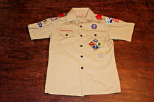 Boy Scouts of America BSA Youth Shirt Tan Large Sewn Patches Short Sleeve