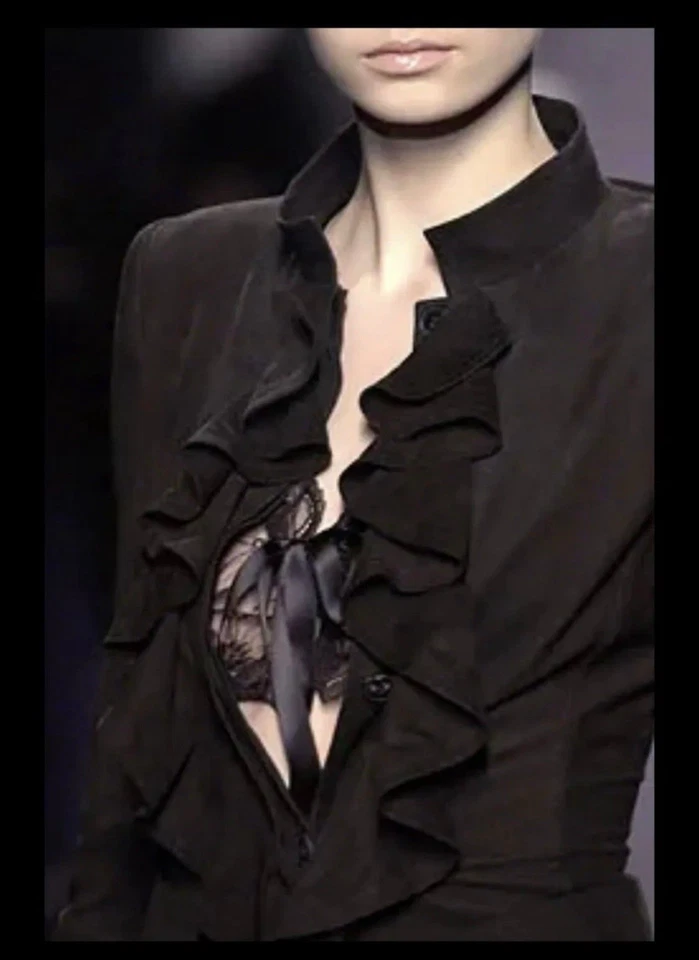 YSL 2003 YVES SAINT LAURENT by TOM FORD RUNWAY BLACK LEATHER RUFFLE JACKET 36 - Image 2 of 4