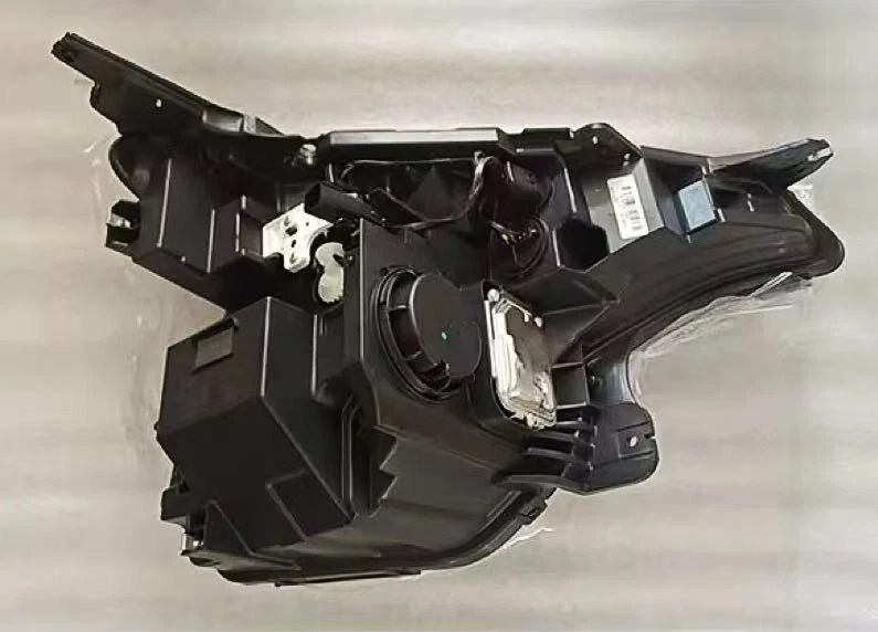 Faro proyector LED señal halógena pasajero Chevy Trailblazer 2024-2025 Foto 3 de 4