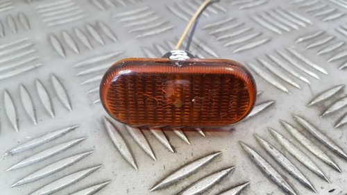 7700822136 Seitenblinker (Kotflügelblinker) Vorne Linke 13910020 DE415851-15