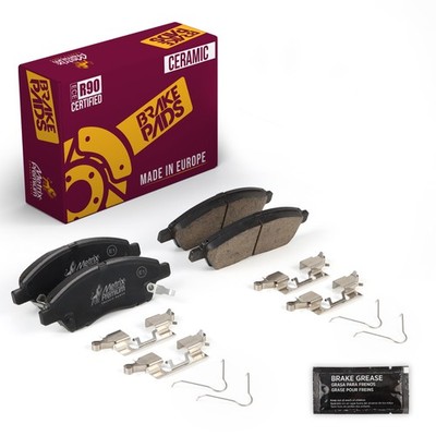 Front Ceramic Disc Brake Pad Set for 15-17 Nissan Micra 12-19 Versa Versa Note