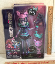 2022 Monster High - CREEPOVER Party - TWYLA & DUSTIN - NIB     (I-34)