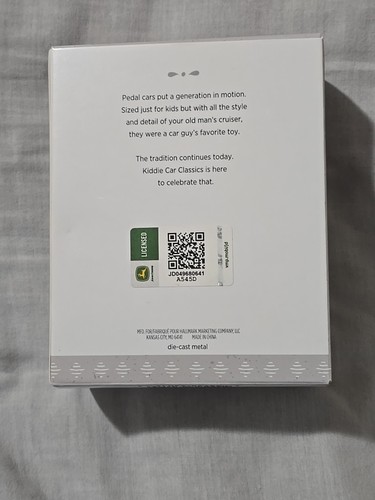 AX7 Nuovo Hallmark Keepsake Kiddie Auto John Deere Modello 60 Pedali Trattore Ornamento - Foto 2 di 3