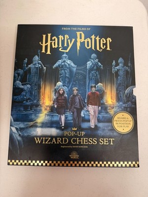 Harry Potter Pop-Up Wizard Chess Set