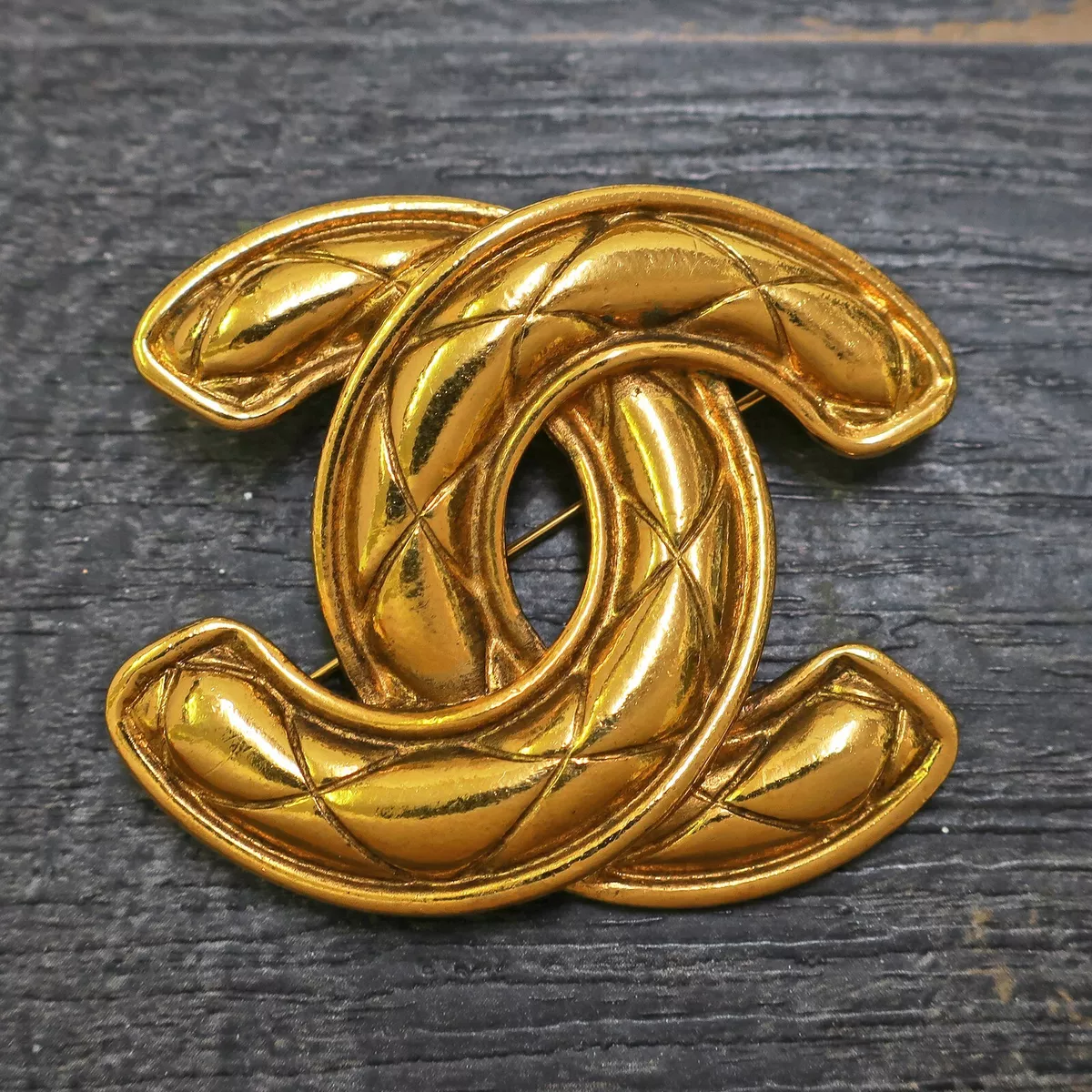 CHANEL Gold Plated CC Logos Matelasse Vintage Pin Brooch #352c Rise-on