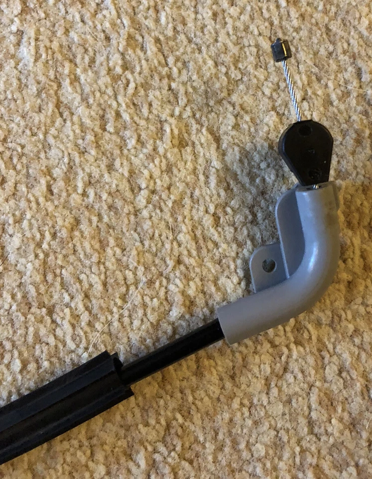 Cable de cinturón de seguridad central trasero Jeep Mopar OEM 2005-2010 Grand Cherokee 5143435AA Foto 3 de 4