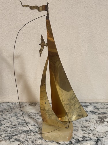 MCM Vintage Set of 6 Brass Copper Sailboats Sculpture Onyx Quartz DeMott Signed - Picture 5 of 23