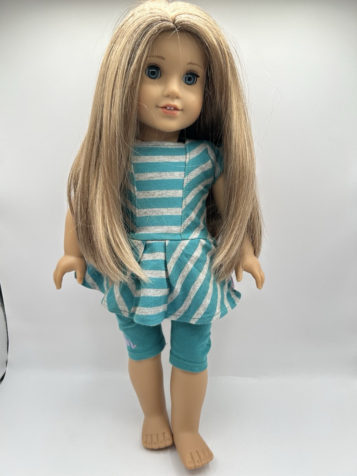 American Girl McKenna Brooks Doll Of The Year 2012 Original 