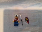 SUPER VINTAGE LEGO CASTLE KING w/SWORD & SHIELD, cas060a