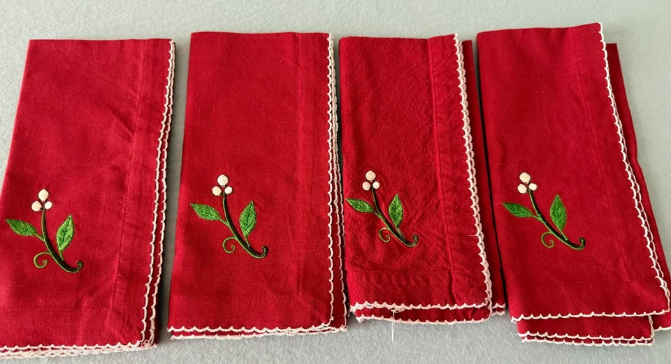 4 Christmas Napkins Embroidered Red Swiss & White Ric Rac Cotton Poplin - Image 2 of 3