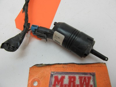 WINDSHIELD WASHER FLUID PUMP WITH WIRE PLUG CONNECTOR HARNESS END CLIP  CAR