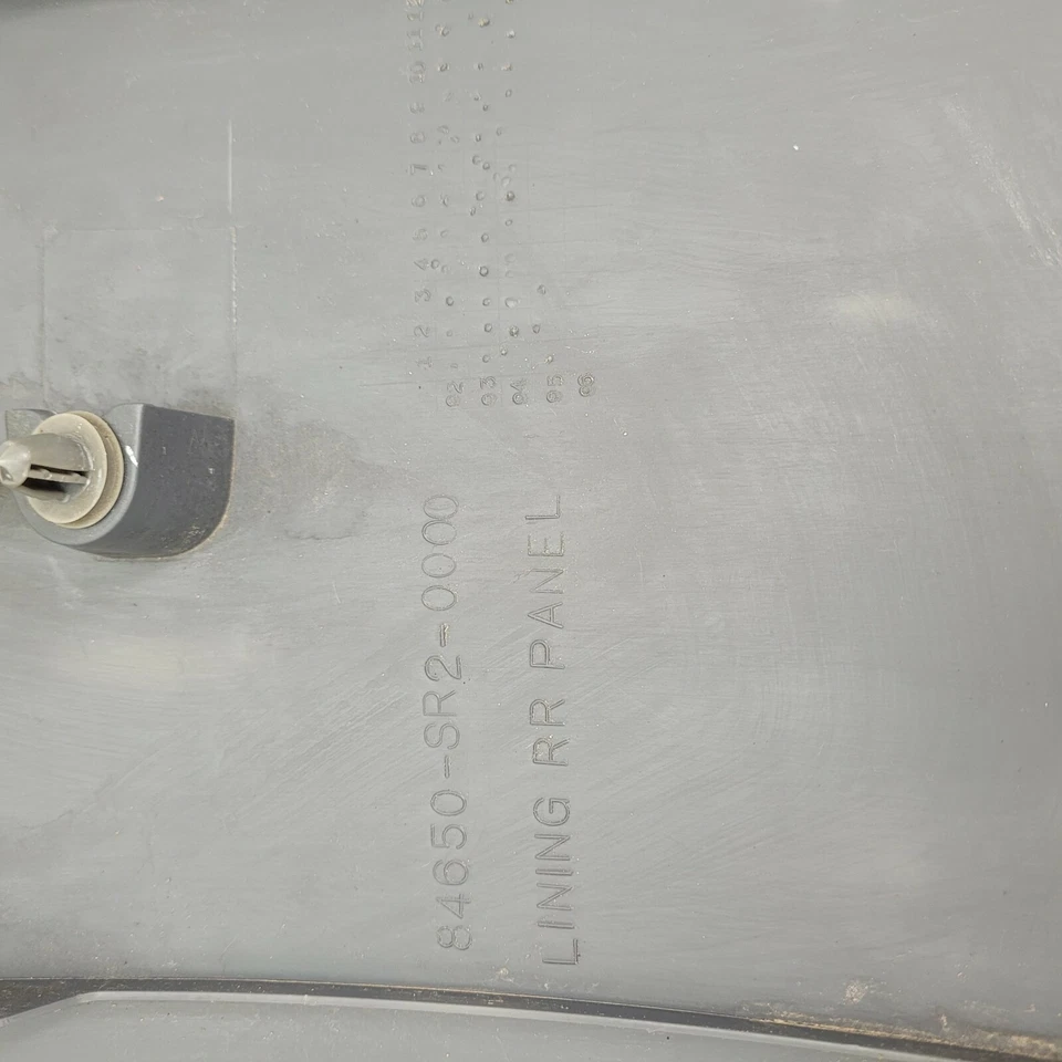 1995 Honda Civic del SOL Rear Right Panel Trim Molding OEM - Image 4 of 4