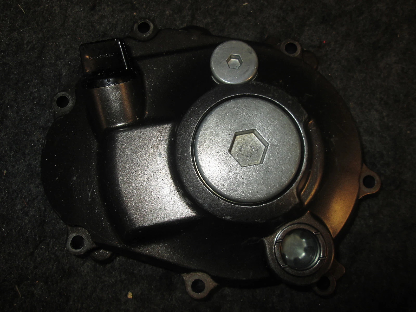 YAMAHA YZF250 2014-2016 New genuine oem ignition stator cover YZ1960