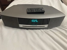 Bose Wave Music System AM/FM Radio and CD With Remote