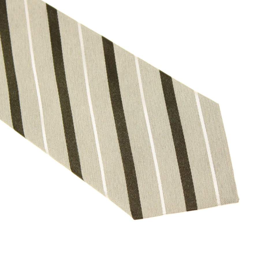 Corbata Cesare Attolini Nueva con Etiquetas en Rayas Verde Claro/Oscuro y Blanco 100% Seda Foto 2 de 4