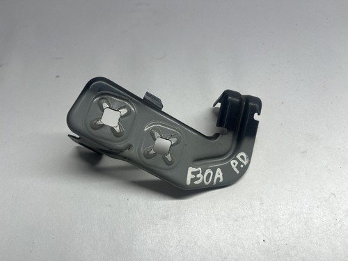 BMW 3 Touring F31 2017 Vorderer Rechter Kotflügelhalter 7255822