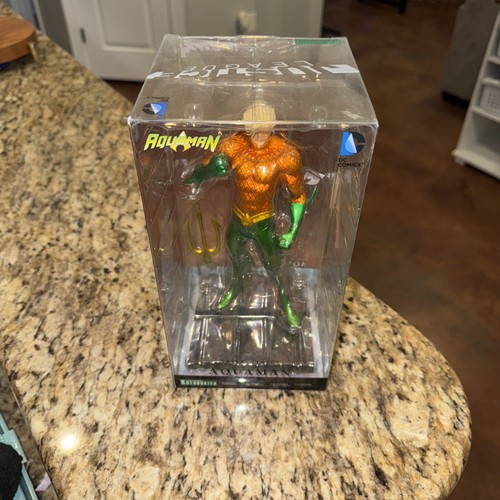 NEW NIB 1:10 KOTOBUKIYA STATUE AQUAMAN JUSTICE LEAGUE THE NEW 52 ARTFX PVC - Picture 11 of 11