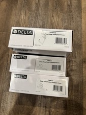 Delta Trinsic Towel Ring And Trinsic Tissue Holder