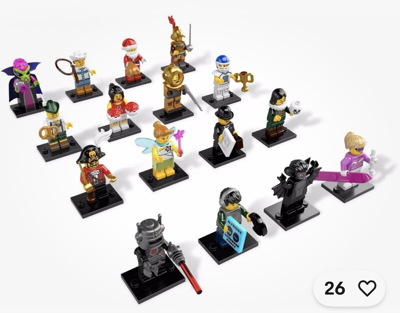 Complete Set of (16) Lego Series 8 Collectible Minifigures 8831 Used 2012