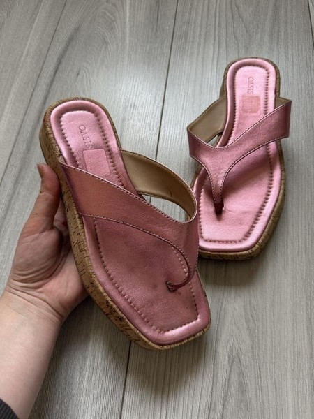 Women Oysho Flip Flops Pink 36