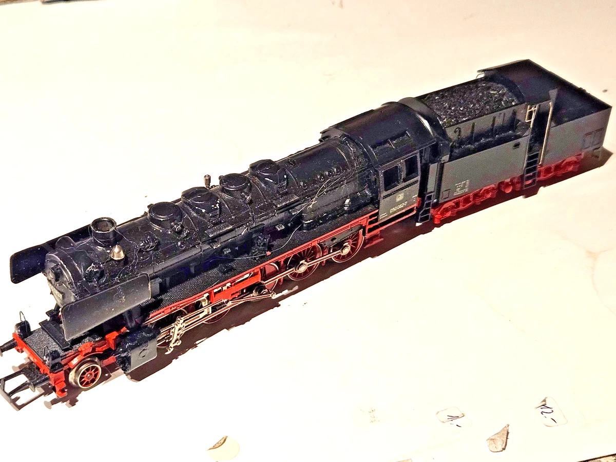 Märklin HO guß Schlepptenderlok BR 50 mit Kabinentender DB schwarz OVP Nr.3084/1