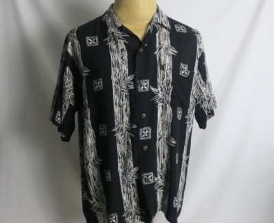 Hawaiian Shirt  Pineapple Connection Men Size L 100% Rayon Button Down Shirt