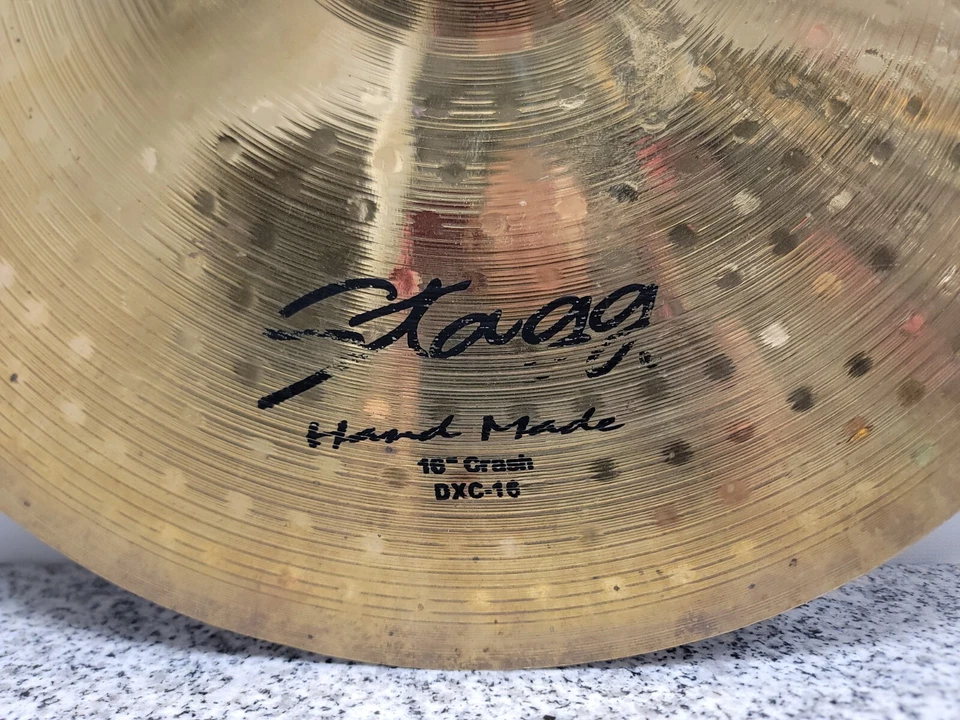 Prato STAGG DX 16" MÉDIO CRASH, feito à mão 16" Crash Cymbal - Imagem 2 de 4