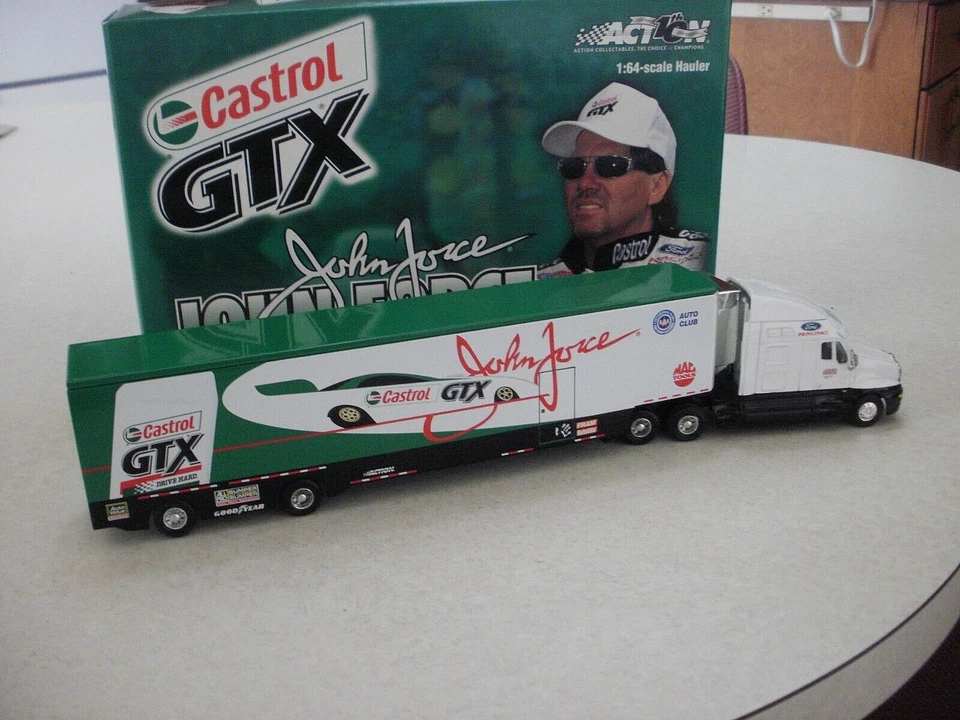 NHRA 1/64 JOHN FORCE 2002 CASTROL HAULER 1/3,012 - Image 4 of 4