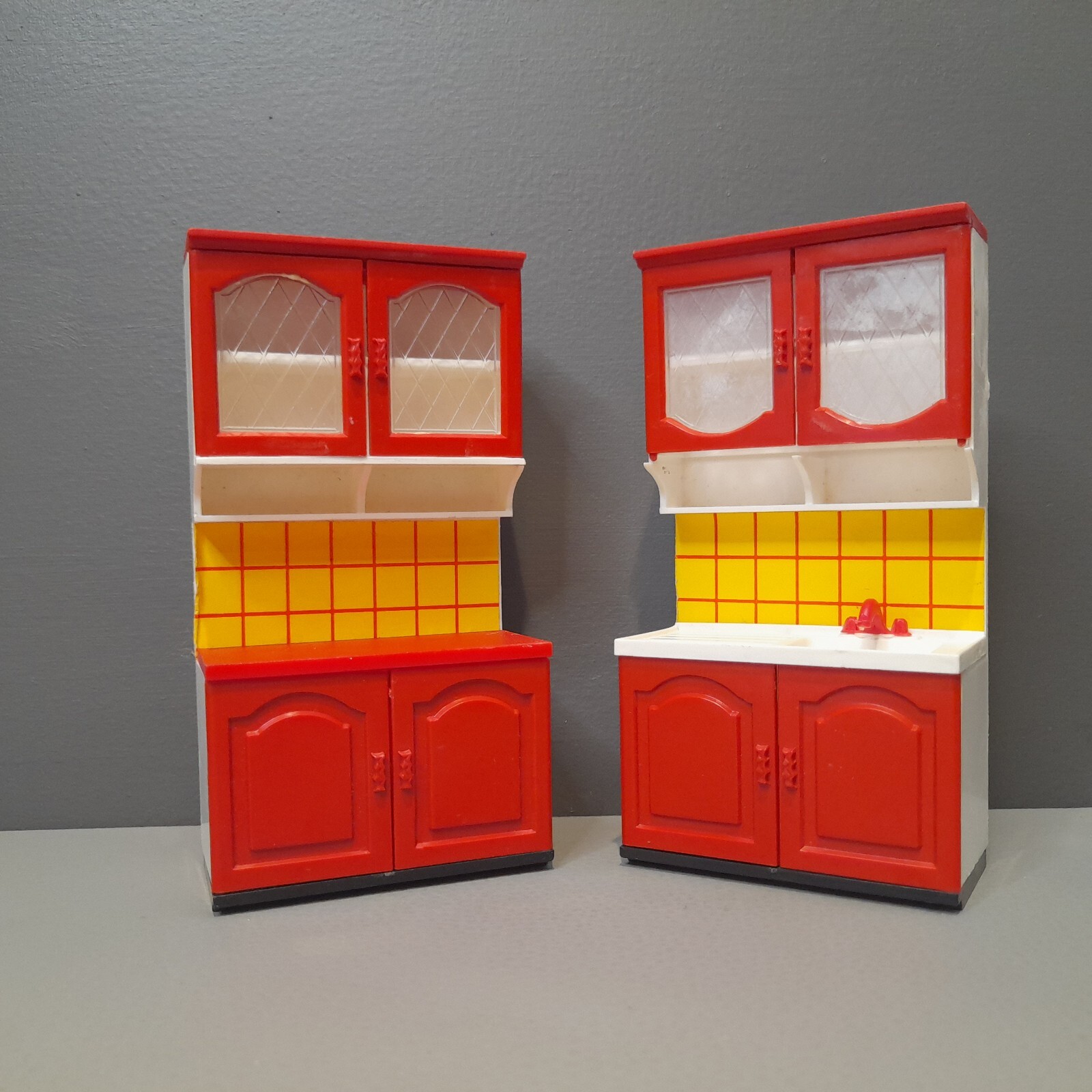 Casa delle bambole vintage cucina capanna mobili plastica bambola