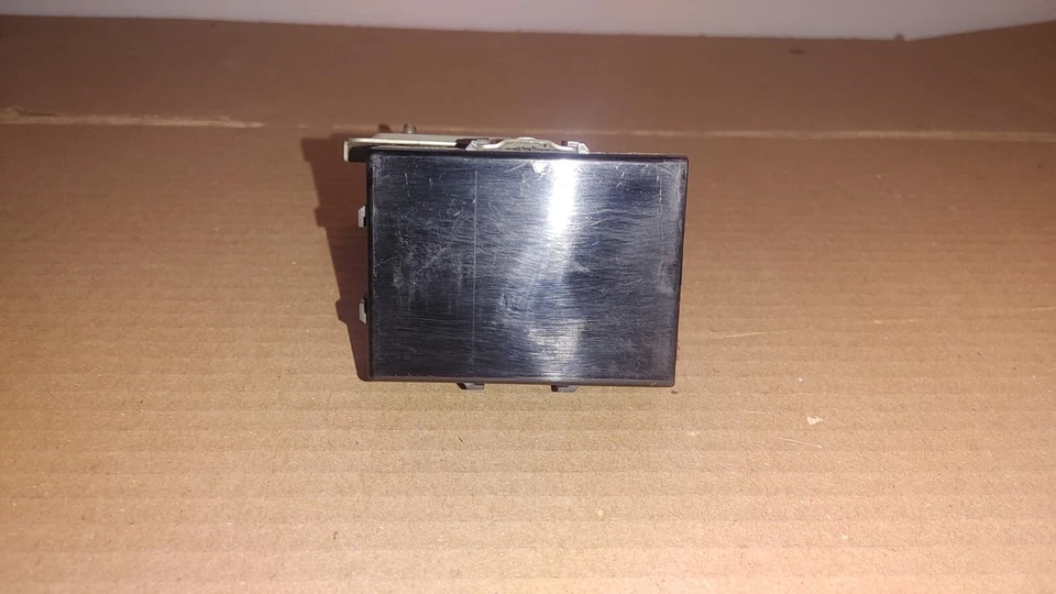 98-02 Subaru Forester JDM RHD Keyless Entry Unit Module SF5 OEM 88035FC001 - Image 4 of 4