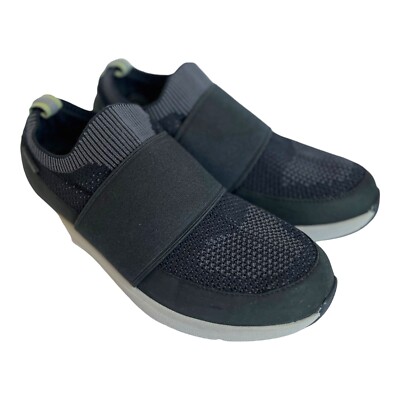 Clarks Wave Step Sz W Women's Waterproof Slip-On Walking Shoe