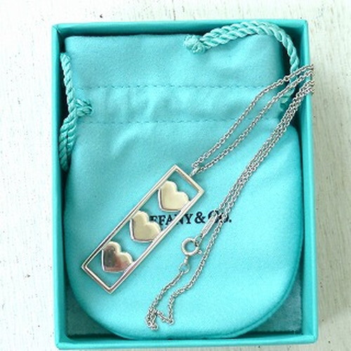 Tiffany & Co. Triple Heart Plate Pendant in Silver 925, with Box