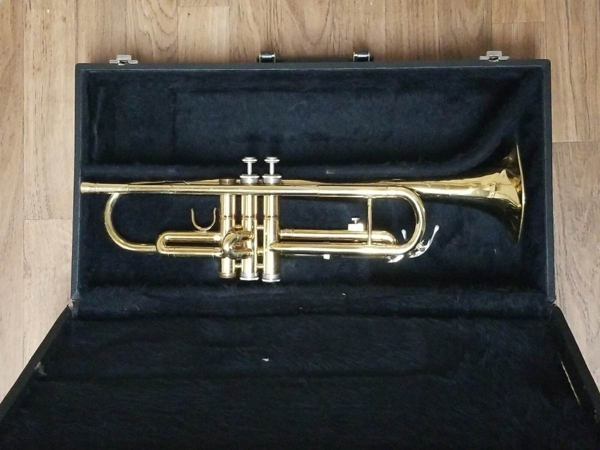 Vtg Holton Trumpet T602P Brass Musical Instrument In King Hard