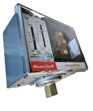 HONEYWELL L404F1102 PRESSURETROL SPDT 10 - 150 PSI, 120/240Vac (New no Box)