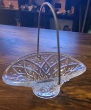 Cestino in vetro Avon vintage anni 70 con manico oro ritorto motivo diamanti e punti